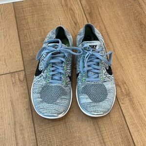 Nike tennis shoes size womens 10